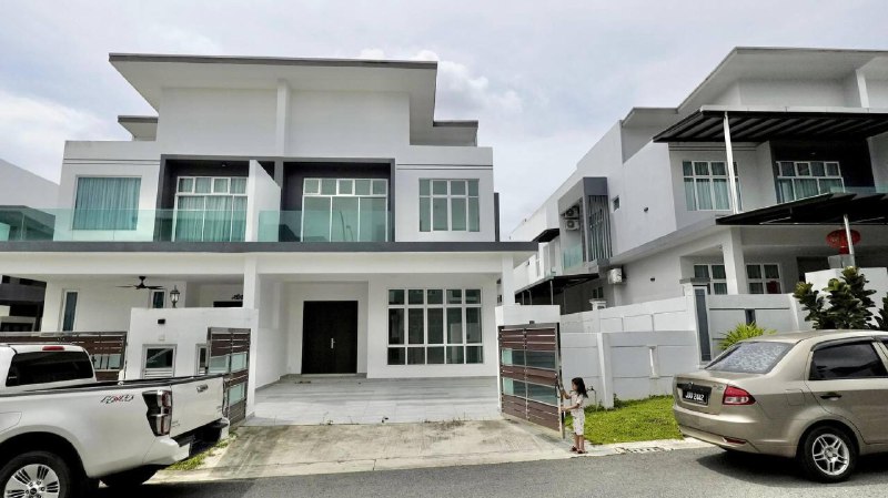 2 Storey Cluster House Jalan Bestari xx/x Taman Bestari Indah Ulu Tiram